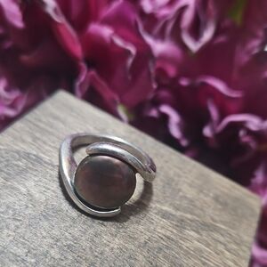 Elegant Stampted 925 Sterling Silver and Purple Pearl Ring